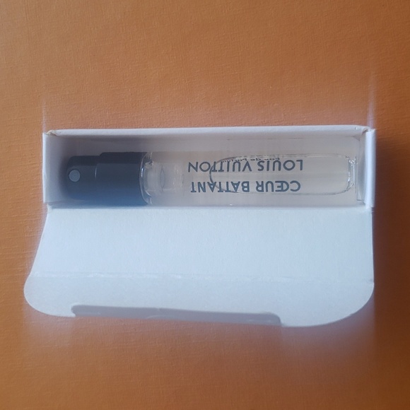 Louis Vuitton Coeur Battant eau de parfum 2 ml spray - Picture 1 of 5